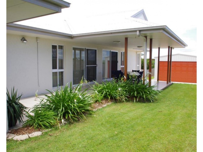9 Sunshine Court, Bowen QLD 4805