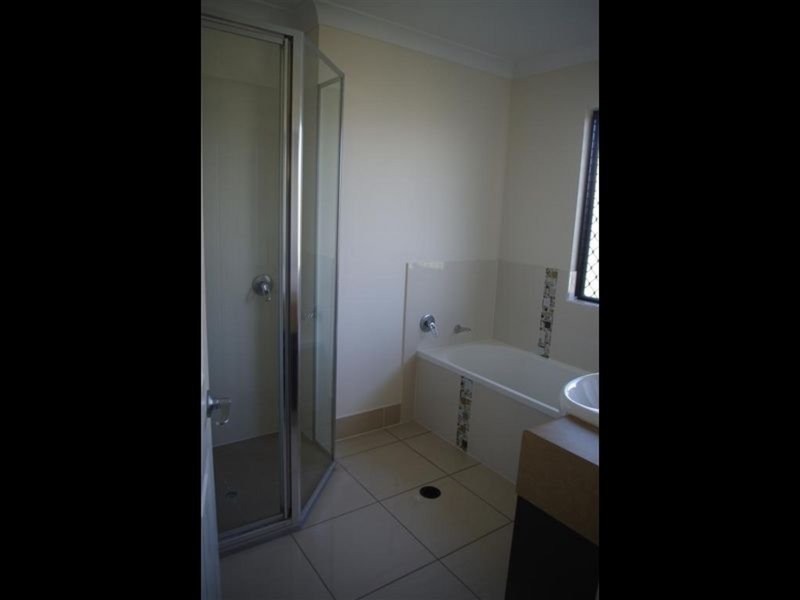 17 Lucinda Place, Bowen QLD 4805