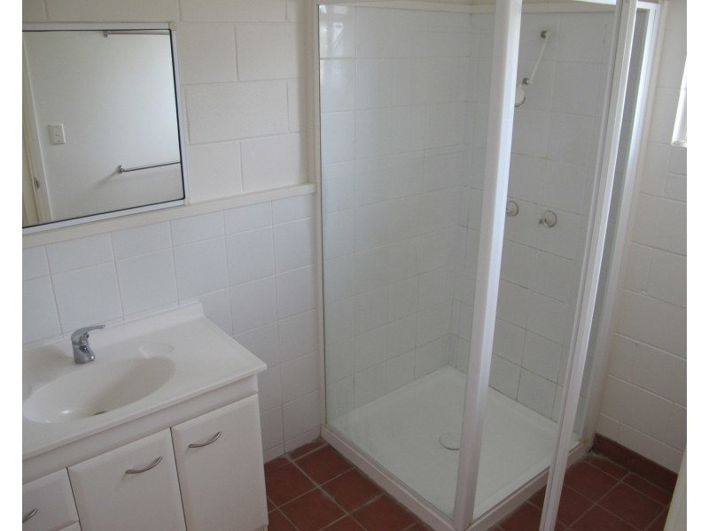 3/121 Herbert Street, Bowen QLD 4805
