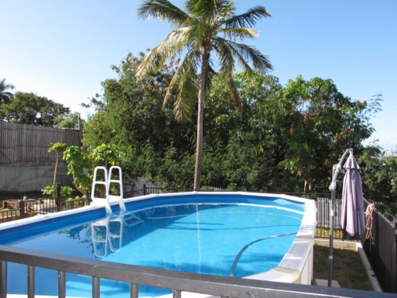 85 Livingstone Street, Bowen QLD 4805