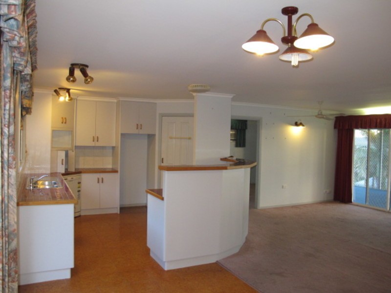 85 Livingstone Street, Bowen QLD 4805