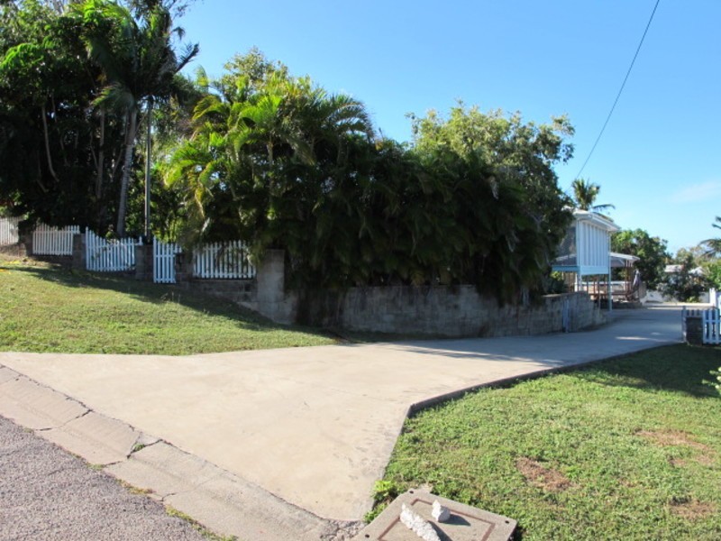 85 Livingstone Street, Bowen QLD 4805