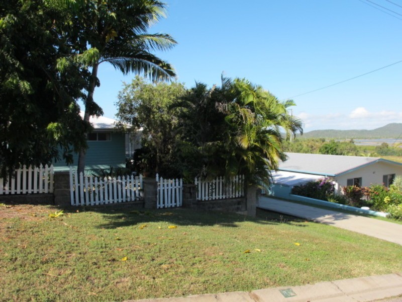 85 Livingstone Street, Bowen QLD 4805