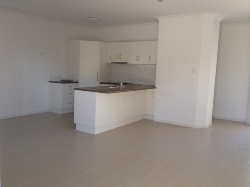 3/22 Tracey Street, Bowen QLD 4805