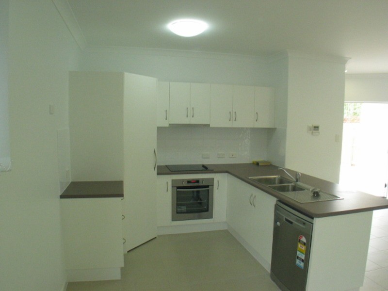 3/22 Tracey Street, Bowen QLD 4805