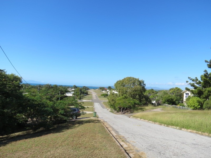 12 Mitchell Street, Bowen QLD 4805