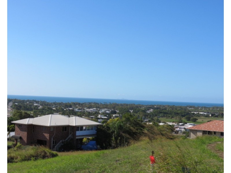 32 Tynwald Avenue, Bowen QLD 4805