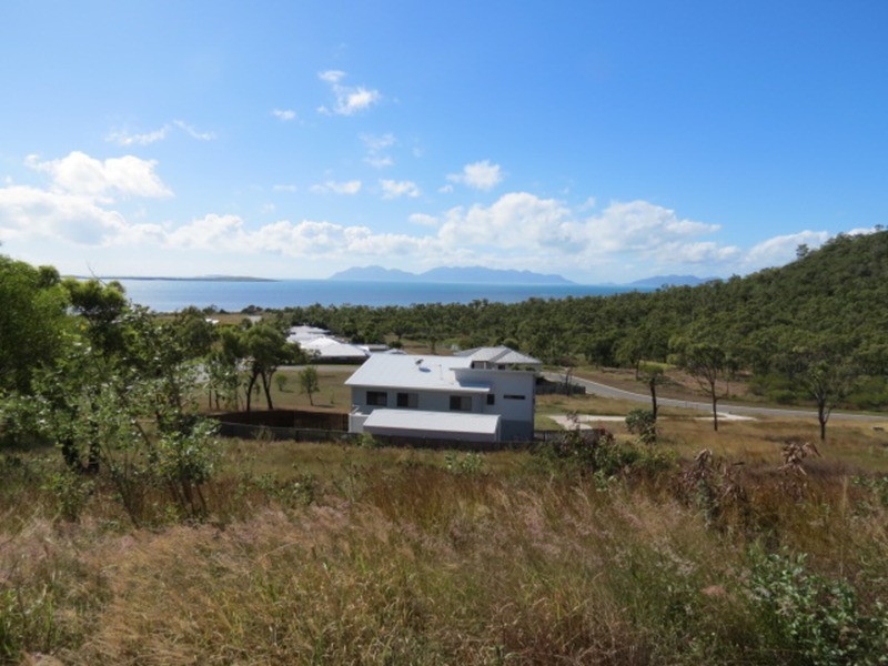 28 Grandview Terrace, Bowen QLD 4805