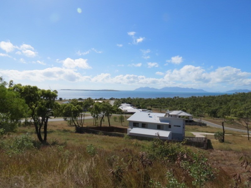 28 Grandview Terrace, Bowen QLD 4805