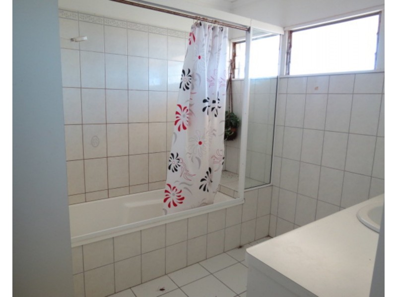 34 Tollington Road, Bowen QLD 4805