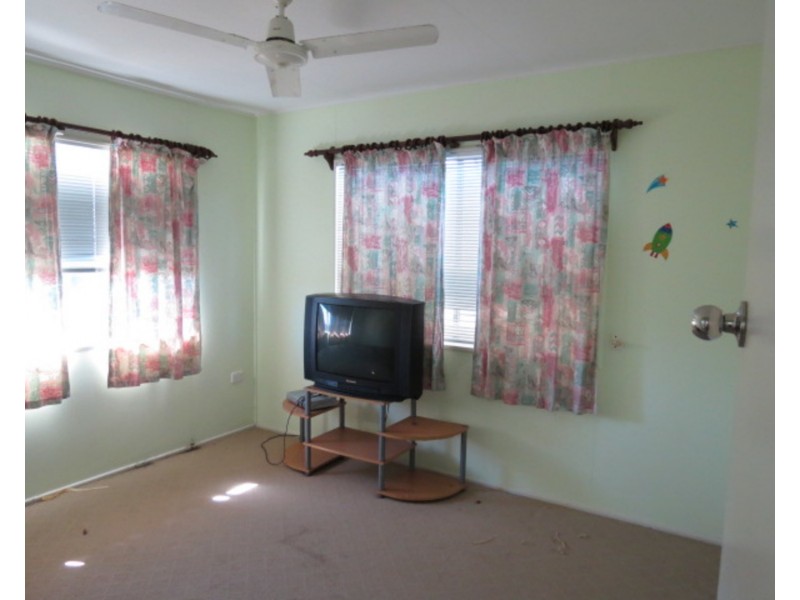 34 Tollington Road, Bowen QLD 4805