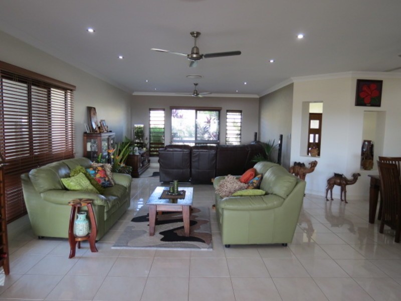 2-4 Marine Parade, Bowen QLD 4805