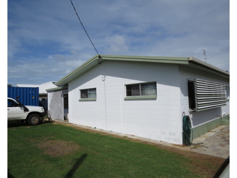 9 Rodney Street, Bowen QLD 4805