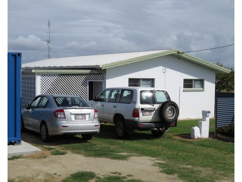 9 Rodney Street, Bowen QLD 4805