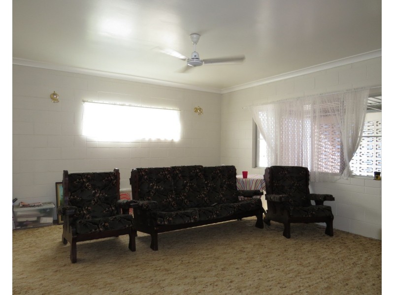 9 Rodney Street, Bowen QLD 4805