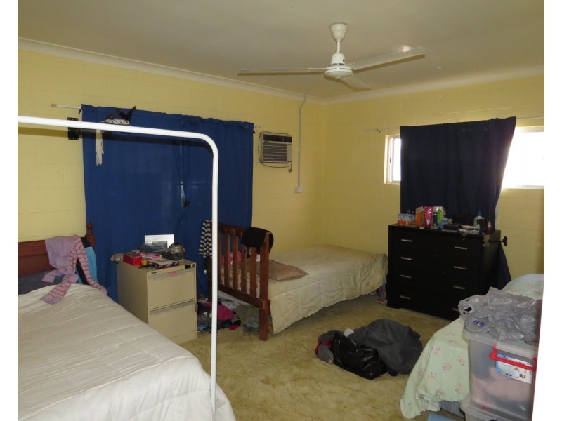 9 Rodney Street, Bowen QLD 4805