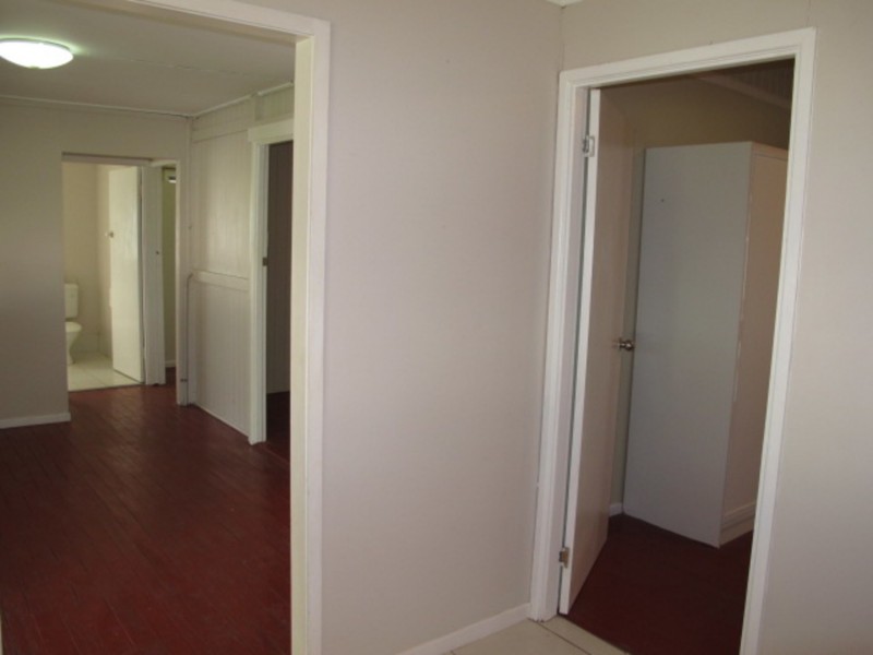 5 Reynolds Street, Bowen QLD 4805