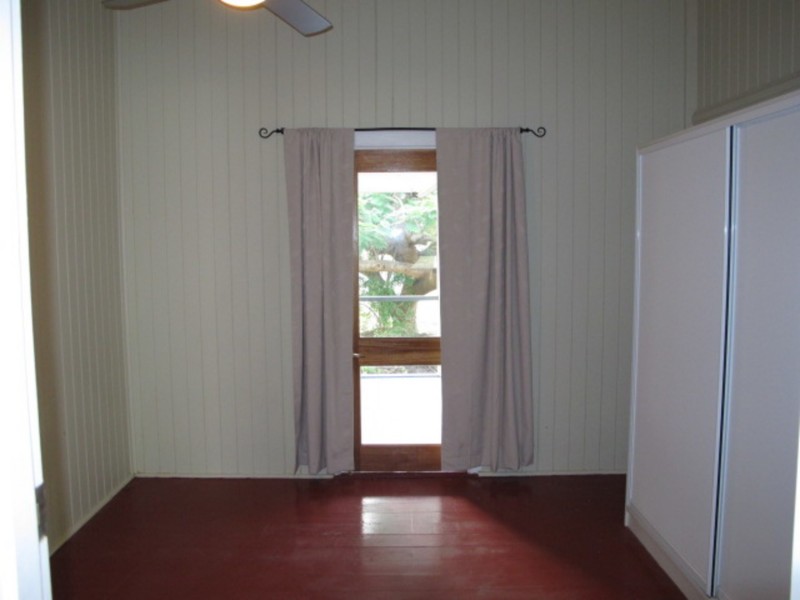 5 Reynolds Street, Bowen QLD 4805