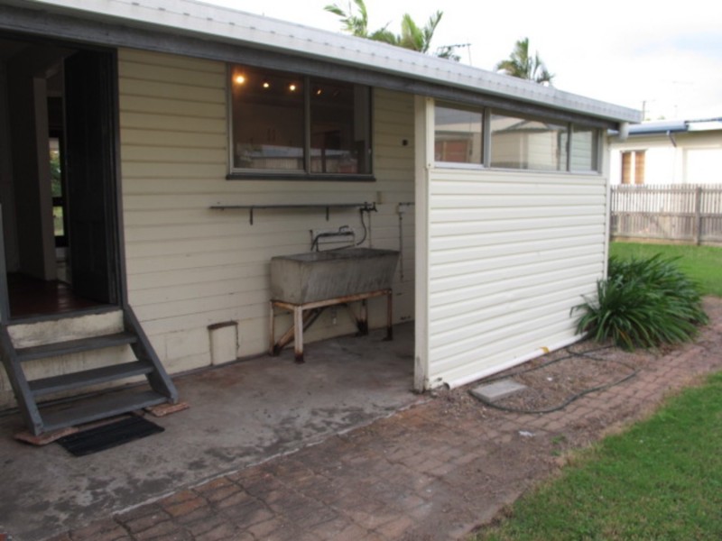 5 Reynolds Street, Bowen QLD 4805