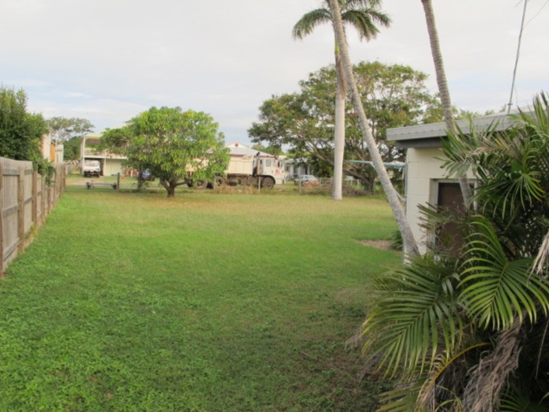 5 Reynolds Street, Bowen QLD 4805