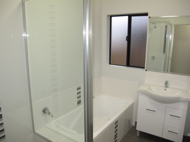 20 Pacific Drive, Bowen QLD 4805