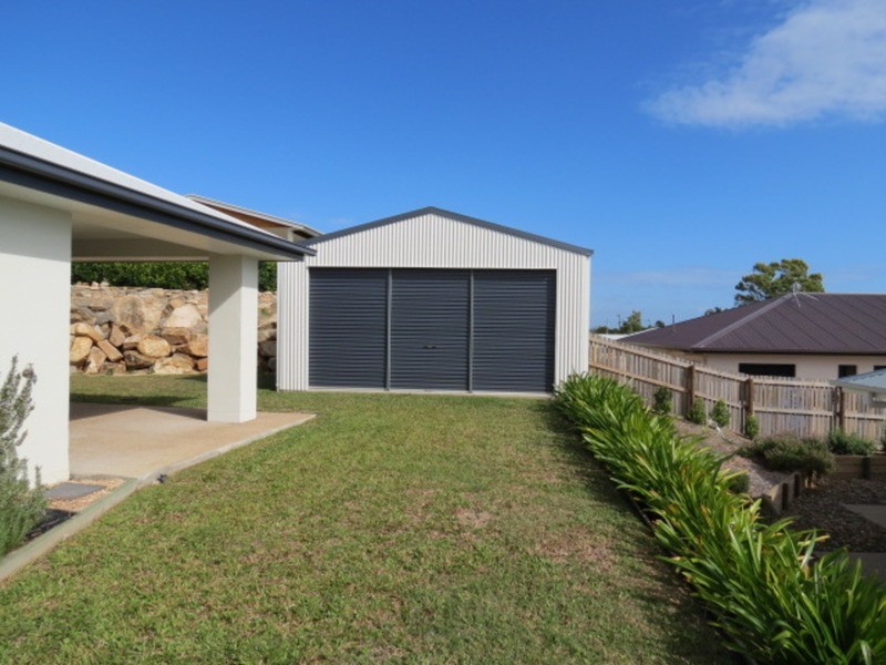 11 Silk Road, Bowen QLD 4805
