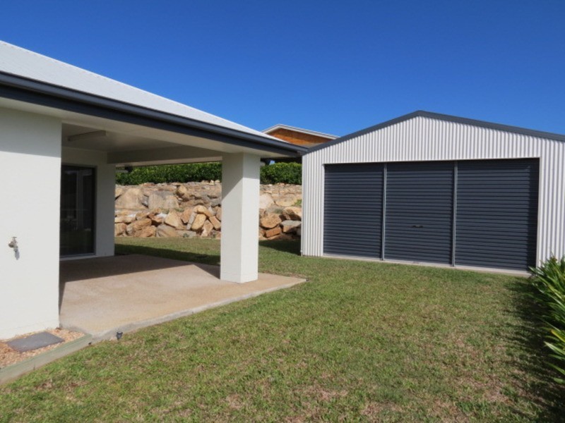 11 Silk Road, Bowen QLD 4805