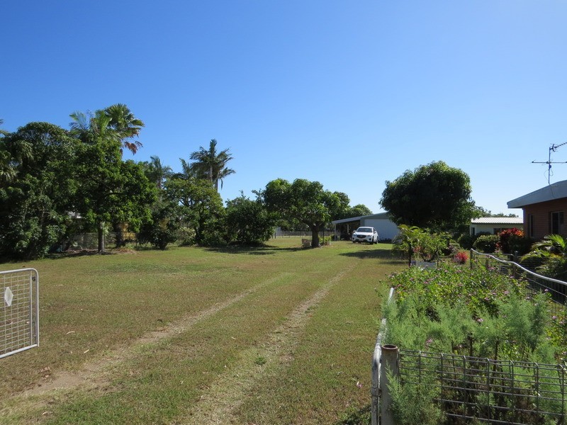 4 Eglinton Street, Bowen QLD 4805