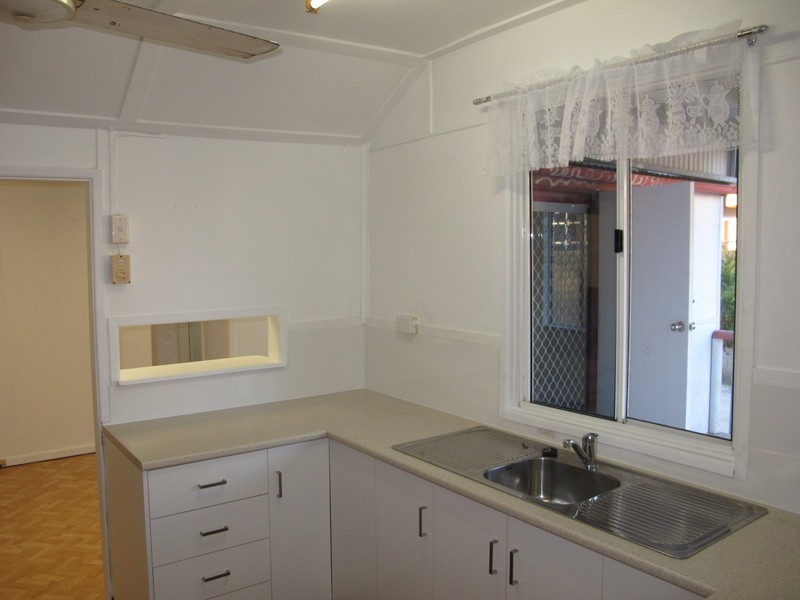 11 Gordon Street, Bowen QLD 4805