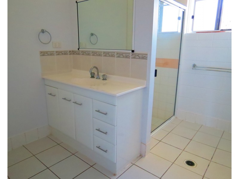 8 Troyon Court, Bowen QLD 4805