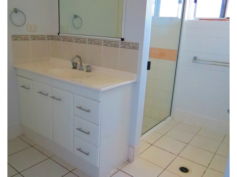 8 Troyon Court, Bowen QLD 4805