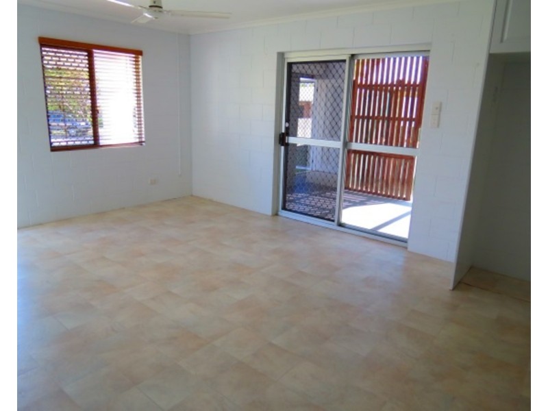 8 Troyon Court, Bowen QLD 4805