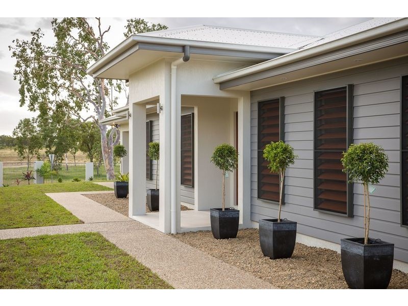 1 – 3 Fairway Drive, Bowen QLD 4805