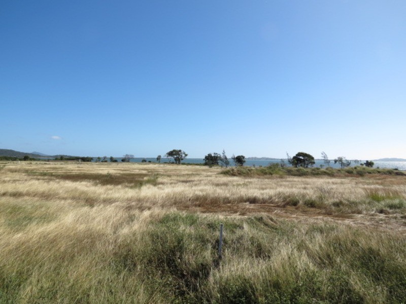 151 Ocean View Drive, Bowen QLD 4805