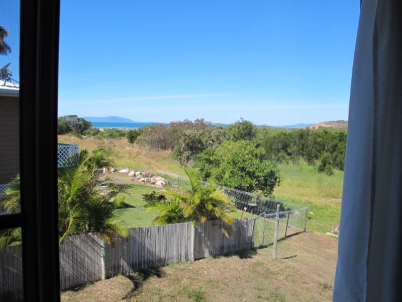 6/7 Lotus Lane, Bowen QLD 4805