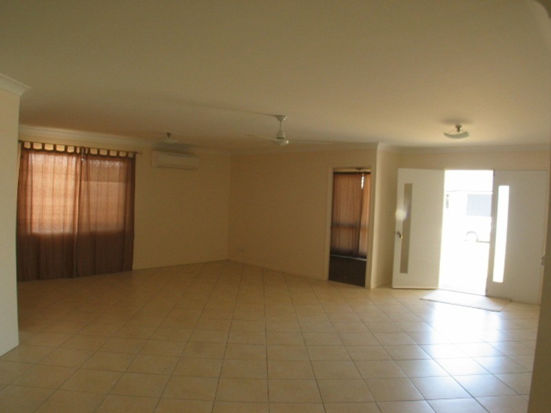 5 Lemon Grove, Bowen QLD 4805