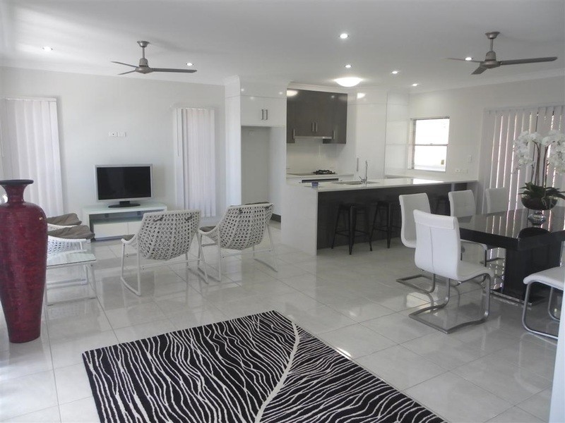 9 Allan Place, Bowen QLD 4805