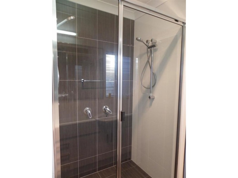 9 Allan Place, Bowen QLD 4805