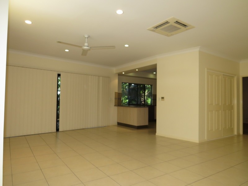 10 Sunshine Court, Bowen QLD 4805