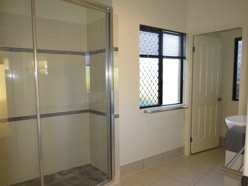 10 Sunshine Court, Bowen QLD 4805