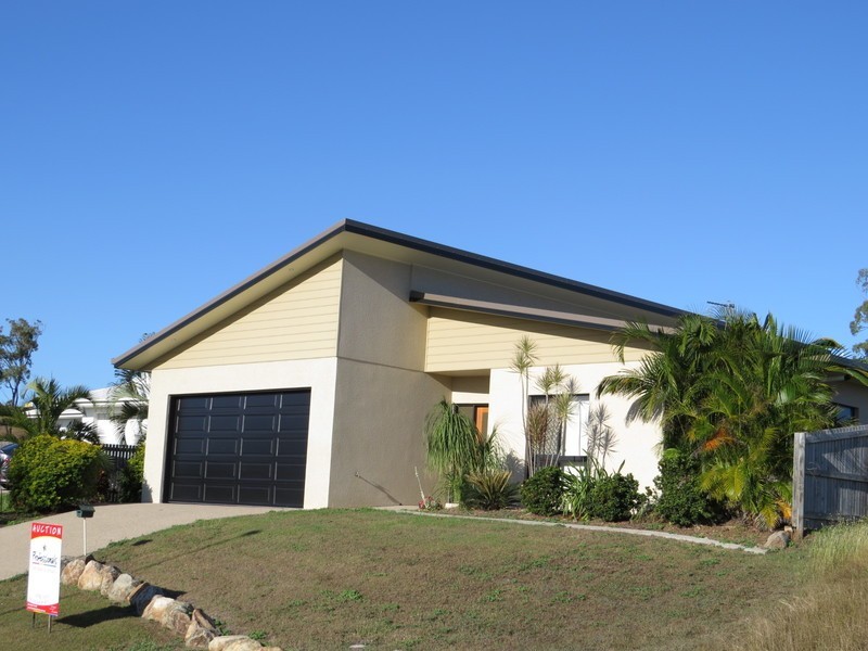 10 Sunshine Court, Bowen QLD 4805