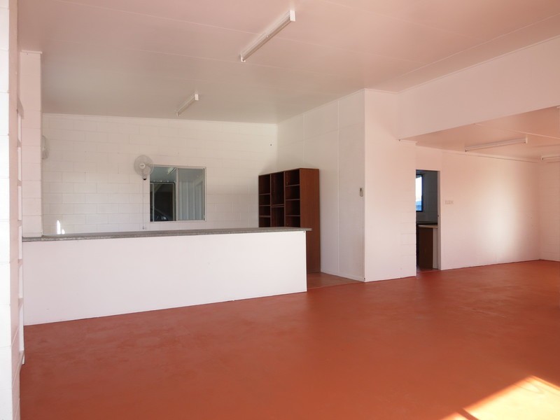 18588 Bruce Highway, Bowen QLD 4805