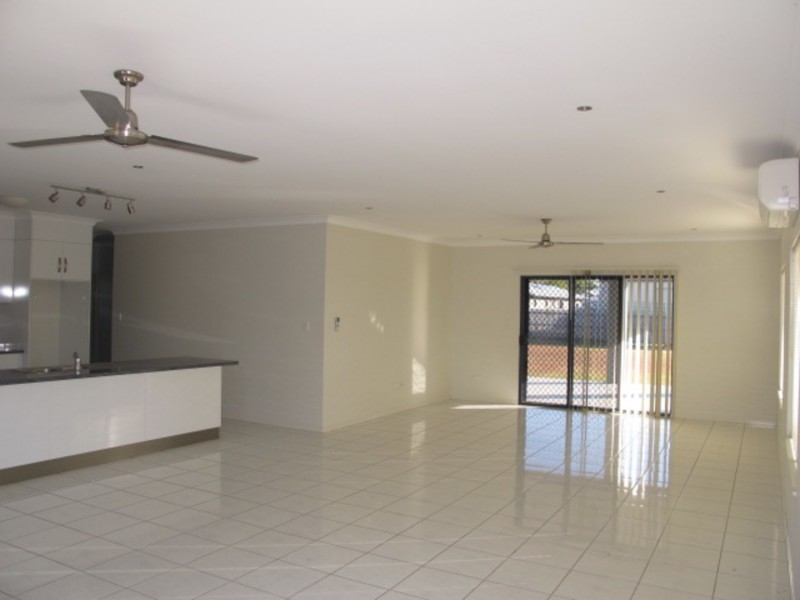 26 Skene Street, Bowen QLD 4805