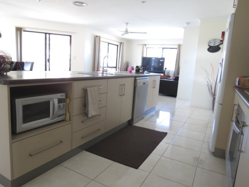 1 Lexington Court, Bowen QLD 4805