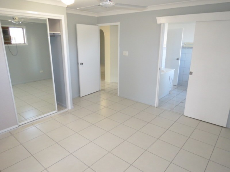 39 Coral Street, Bowen QLD 4805