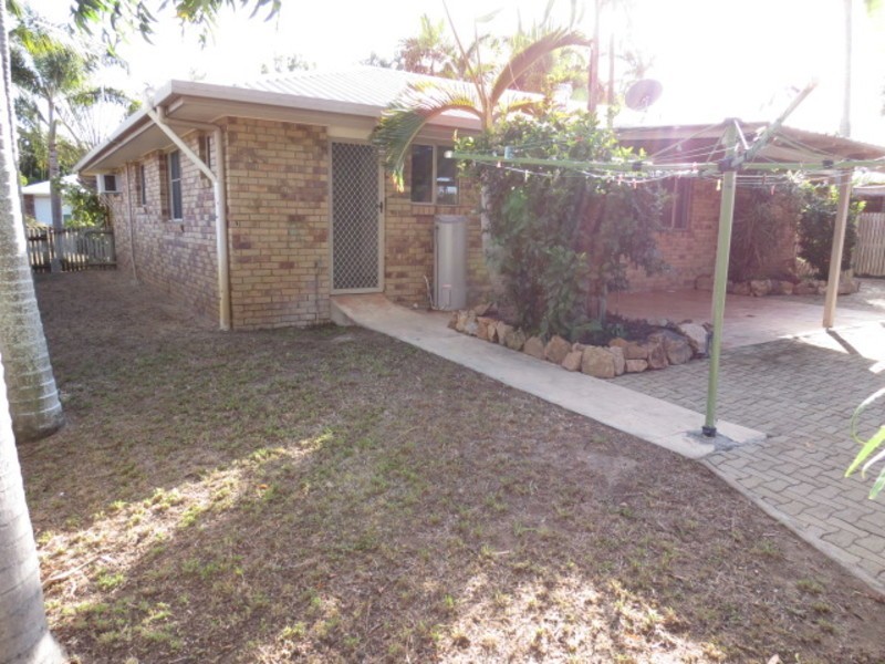 39 Coral Street, Bowen QLD 4805