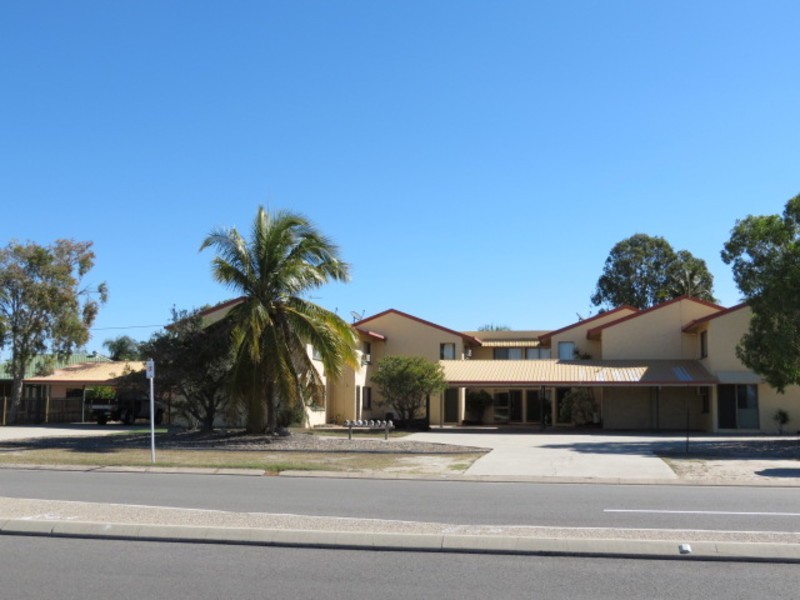 3/2a Powell Street, Bowen QLD 4805