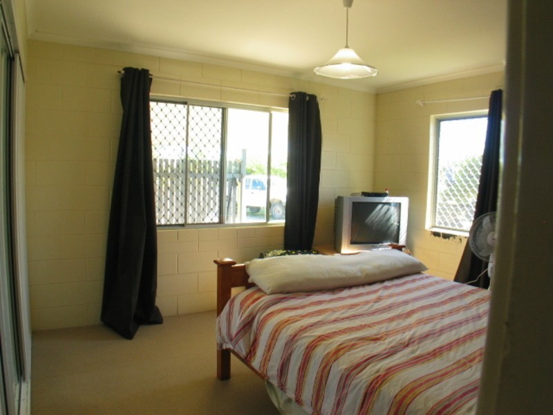 32 Russell Street, Bowen QLD 4805