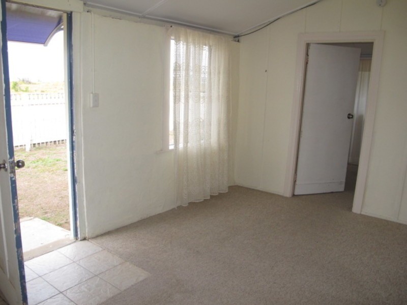 85 Esplanade, Bowen QLD 4805