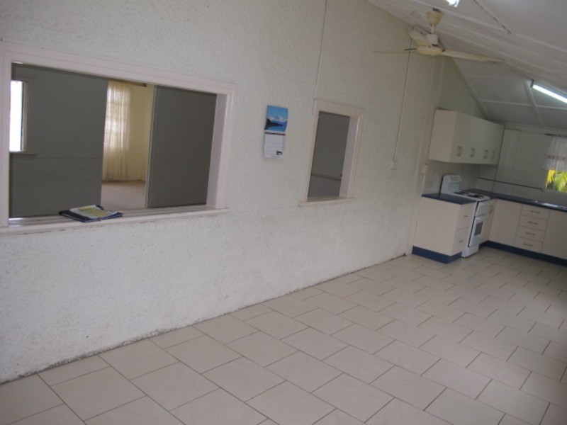 85 Esplanade, Bowen QLD 4805